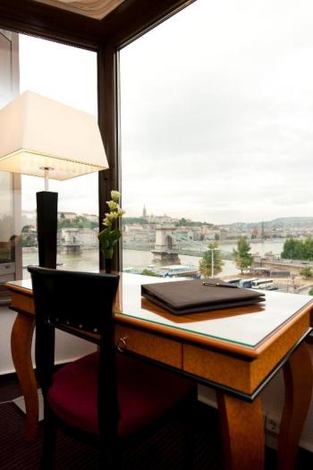 Sofitel Budapest Chain Bridge